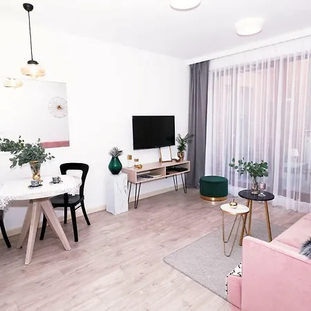 Arkadia Na Kazimierzu Apartmán *